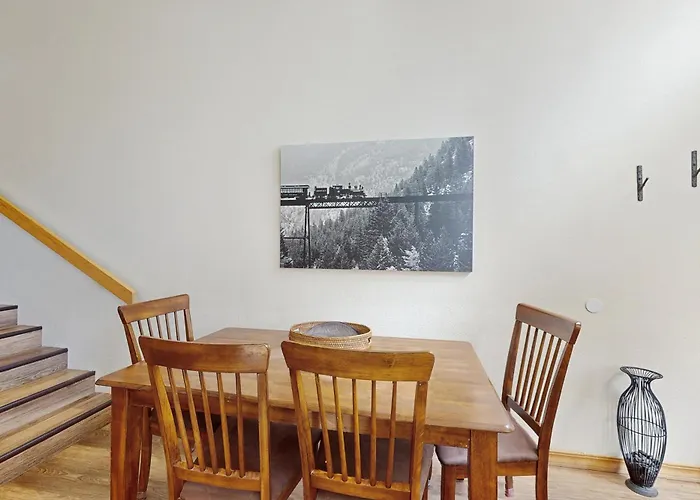 Whispering Pines Retreat * Flagstaff
