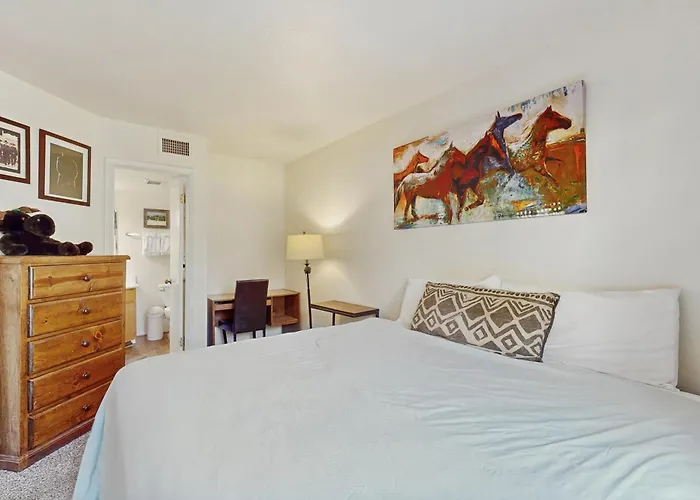 Whispering Pines Retreat *